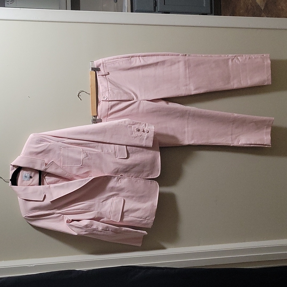 Cabi crop pant and Blazer Size 10 Pink